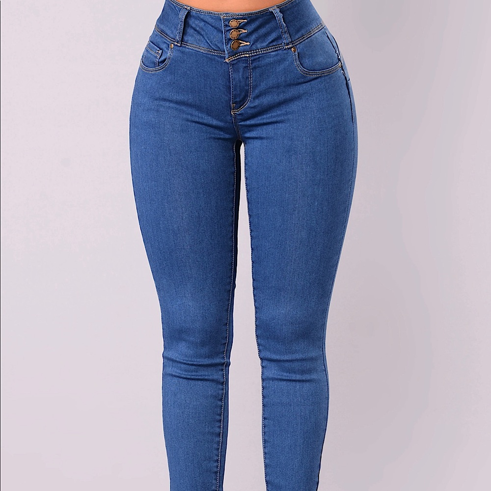 Booty Shaping Skinny Jeans
